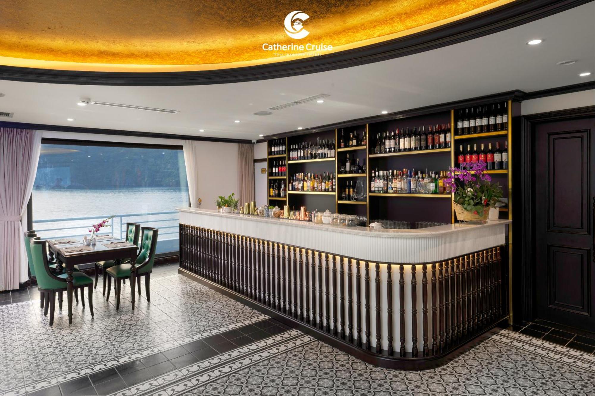 Catherine Cruises Ha Long Bay Extérieur photo