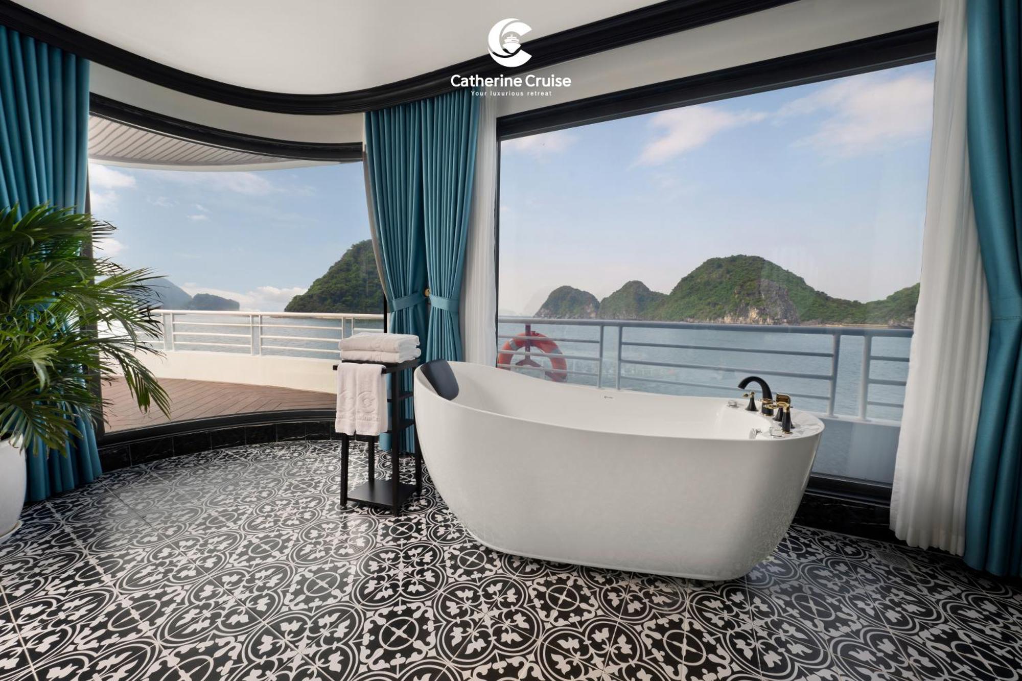 Catherine Cruises Ha Long Bay Extérieur photo