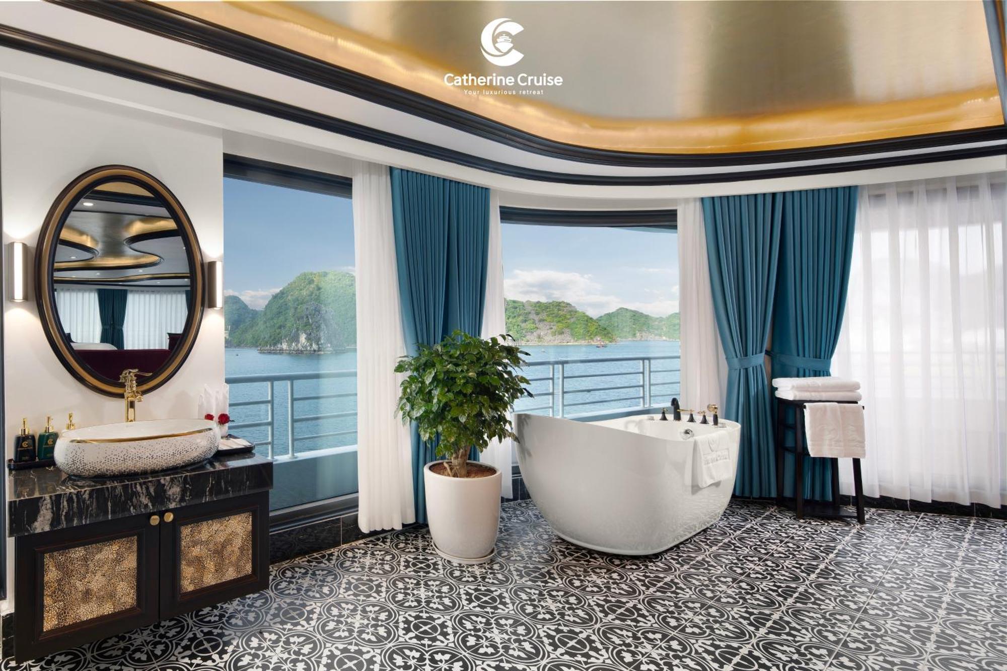 Catherine Cruises Ha Long Bay Extérieur photo